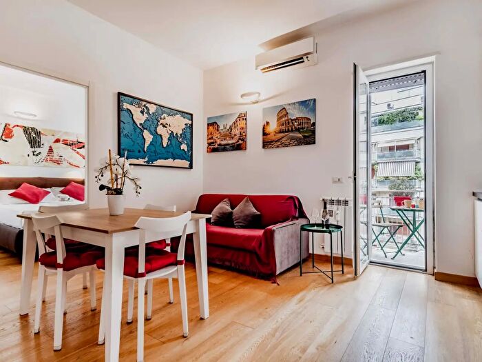 Appartamento monolocale in affitto in Via del Gelsomino, Roma