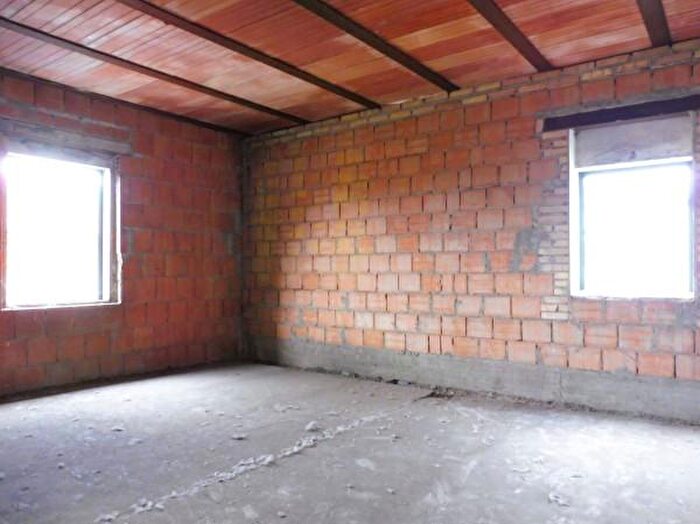 Appartamento con 6 locali in vendita in Via Oreste Montanelli a, Empoli