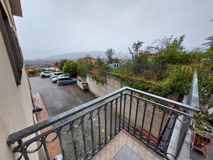 Appartamento con 6 locali in affitto in Via Corvenisce, Paganica Tempera, LAquila