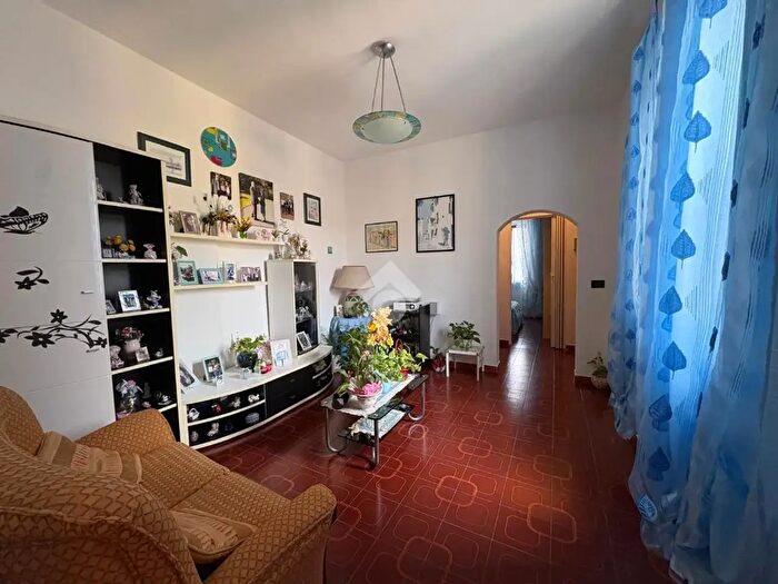 Appartamento trilocale in vendita in Via Fornovo, Cagliari