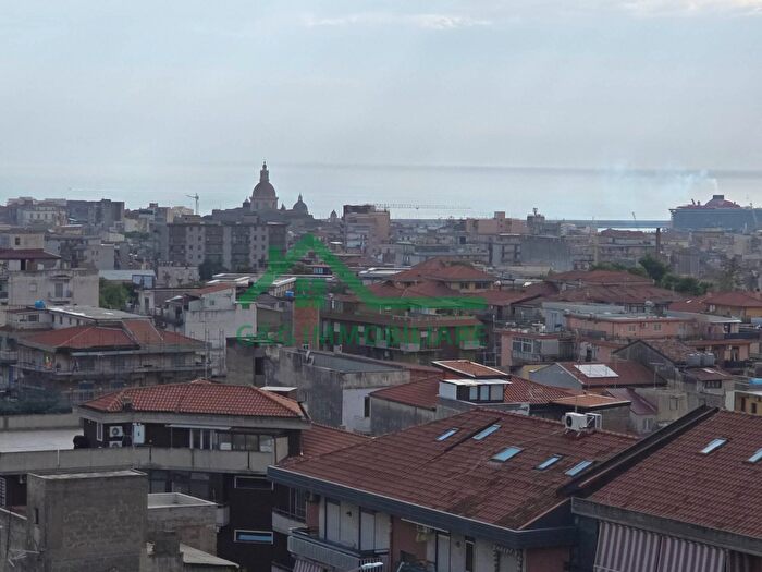 Appartamento bilocale in vendita in Via Federico Confalonieri, Catania