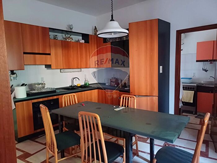 Appartamento con 9 locali in vendita in Via Gulfi, Chiaramonte Gulfi