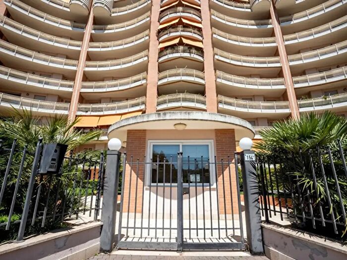 Appartamento trilocale in vendita in Via Carroceto, Aprilia