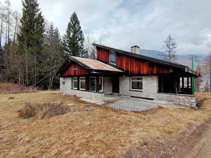 Casa quadrilocale in vendita in Via Masariè Cibiana di Cadore, Cibiana Di Cadore