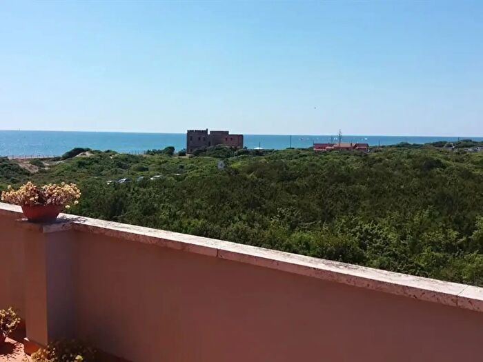 Appartamento bilocale in vendita in Lungomare Ugo Tognazzi, Pomezia