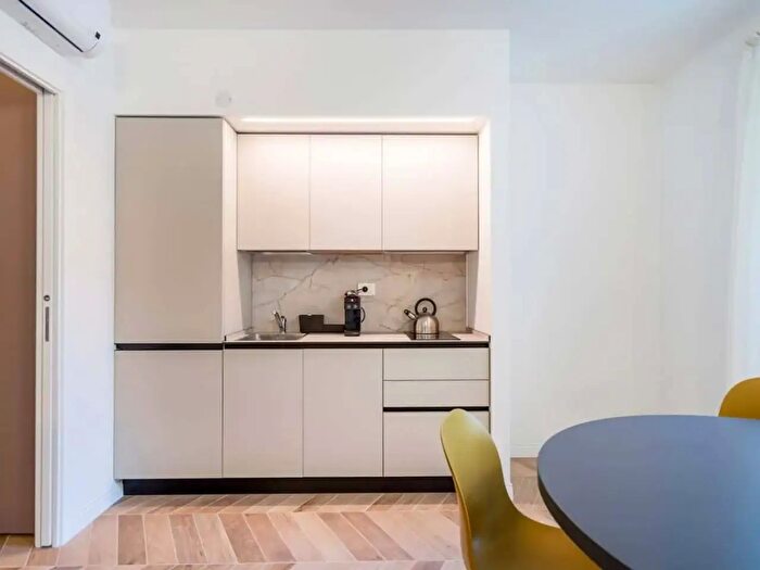 Appartamento monolocale in affitto in Via Mazzini, Trieste