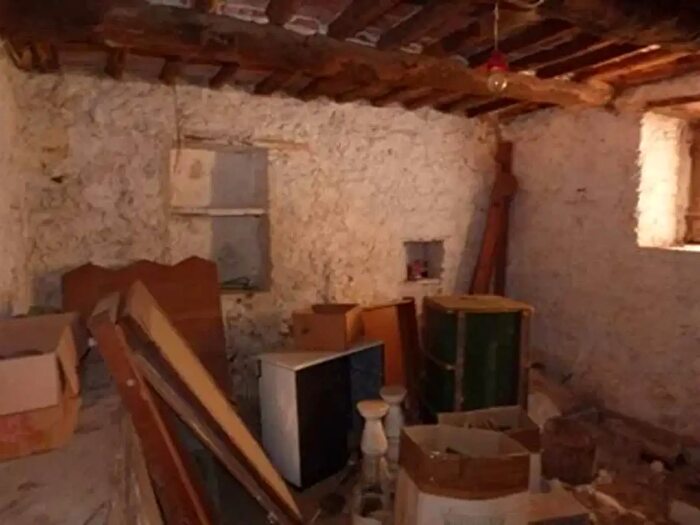 Casa con 5 locali in vendita in Lucca