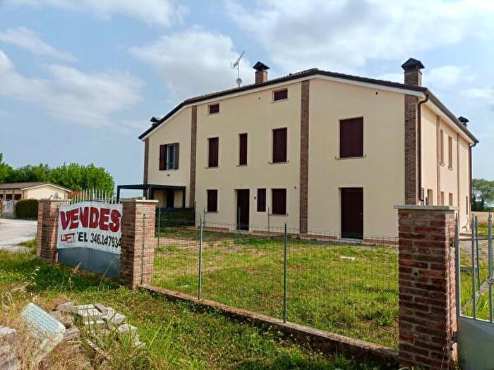 Casa quadrilocale in vendita in Copparo