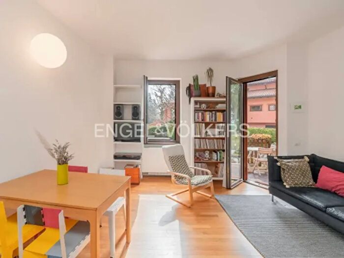 Appartamento trilocale in vendita in Brunate