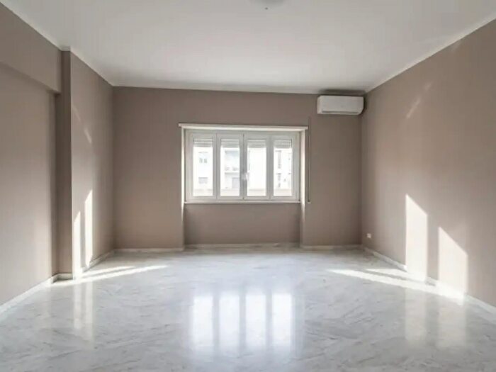 Appartamento trilocale in vendita in Via Principe Eugenio, Milano
