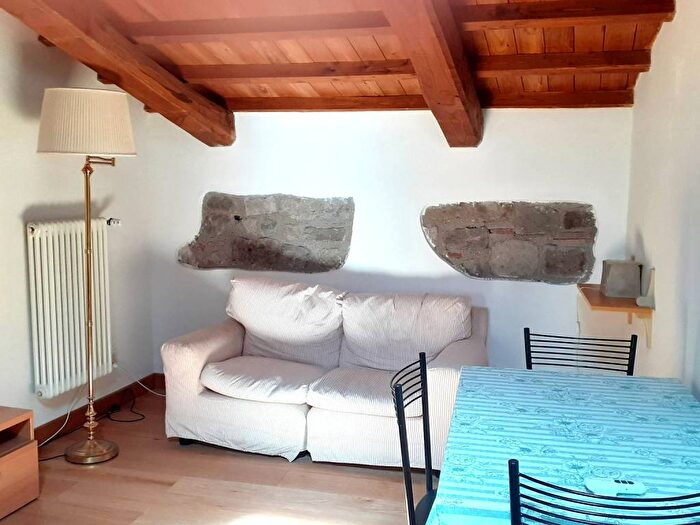 Appartamento bilocale in affitto in Piazza della Rocca, Sacrario Piazza della Rocca, Viterbo