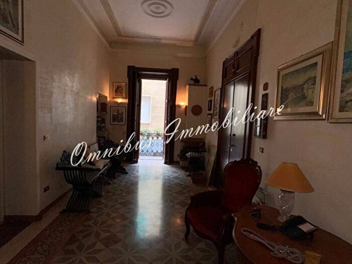 Appartamento trilocale in affitto in Vico del Tesoro, Centro Storico, Foggia