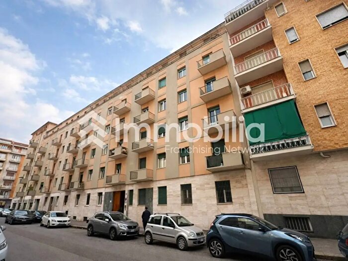 Appartamento trilocale in vendita in Via Graglia, Torino