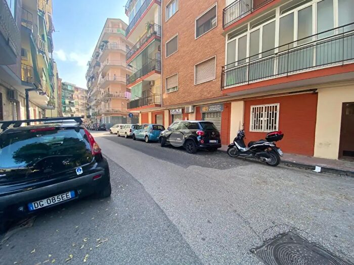 Appartamento quadrilocale in vendita in Traversa II Fosso del Lupo, Napoli