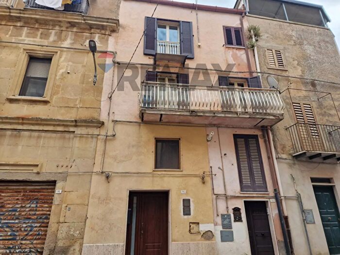 Casa trilocale in vendita in Via Sant'Agrippina, Enna