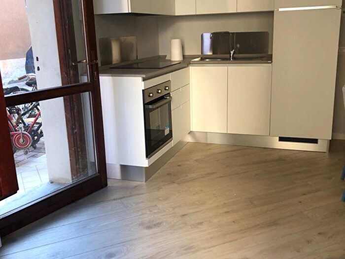 Appartamento bilocale in affitto in Viale dei Mille, Ospedale Volturno, Parma