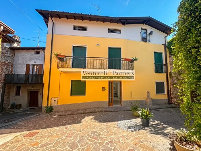 Casa trilocale in vendita in Via Mura, Puegnago Sul Garda