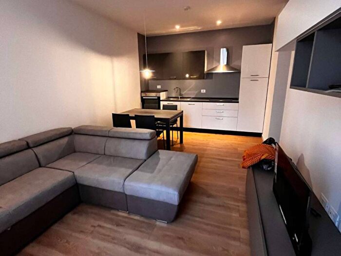 Appartamento bilocale in affitto in via Cal Maggiore, Duomo, Treviso