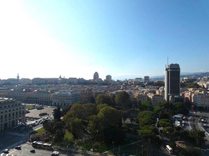 Appartamento bilocale in affitto in Corte dei Lambruschini, Foce, Genova