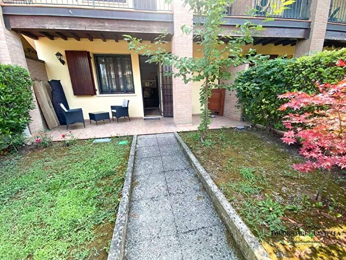 Appartamento trilocale in vendita in Reggio Emilia