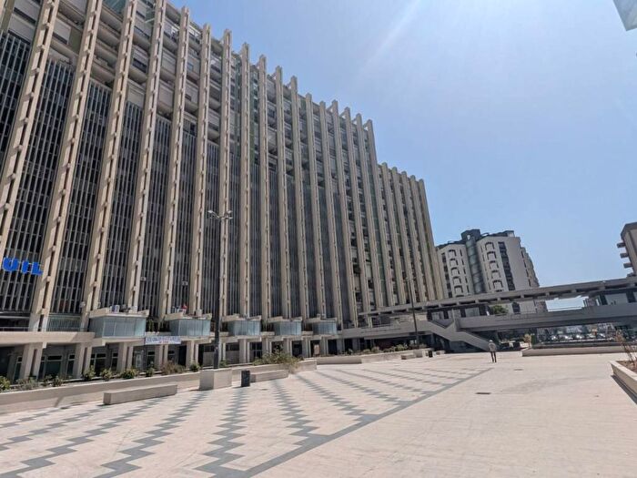 Appartamento quadrilocale in affitto in Tre Carrare, Taranto