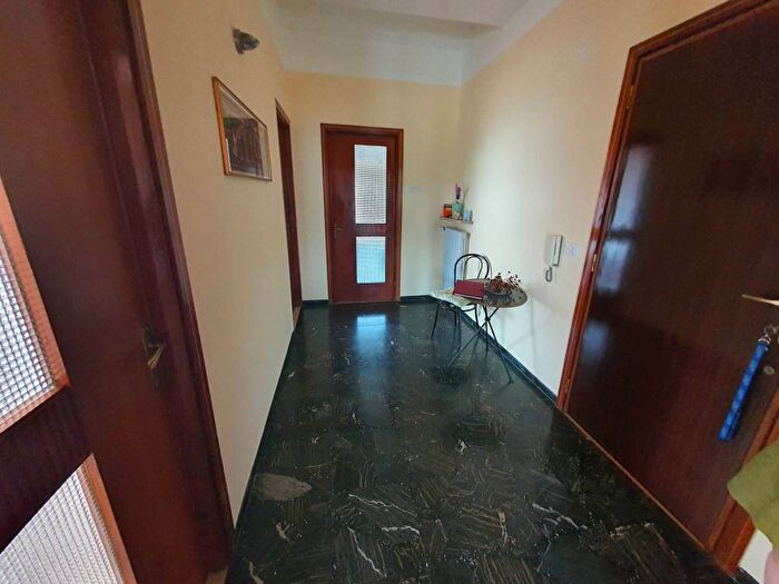 Appartamento trilocale in affitto in Via Carlo Gabetti, Centro, Murazzano