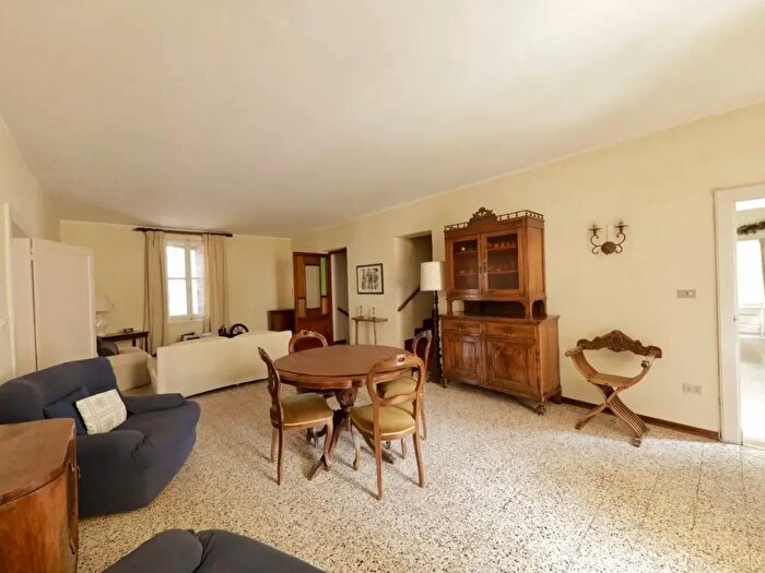 Appartamento quadrilocale in vendita in Via Molini, Este