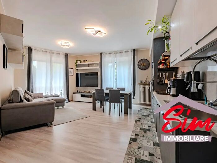 Appartamento quadrilocale in vendita in Via XXIII Marzo, Novara