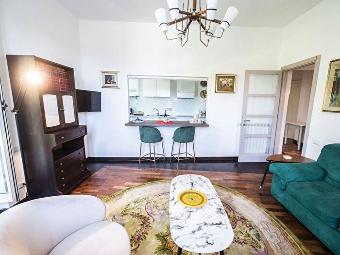 Appartamento quadrilocale in affitto in Via Orazio Antinori, Testaccio, Roma