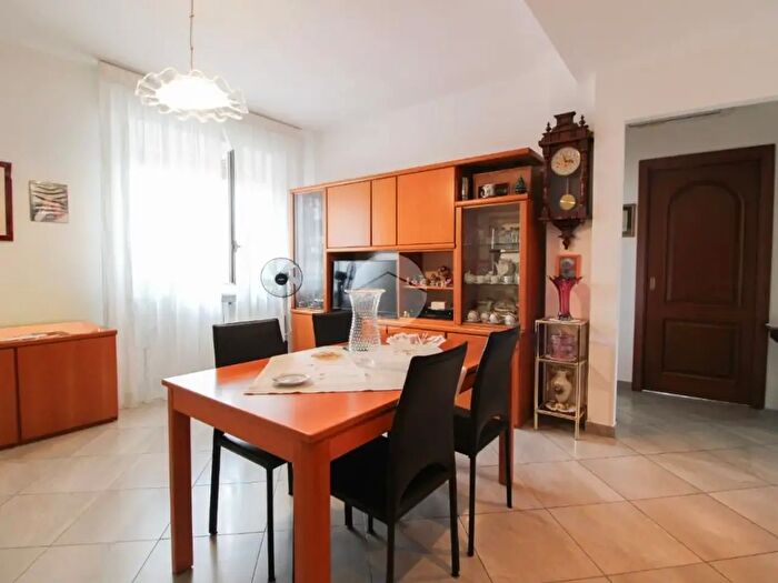 Appartamento bilocale in vendita in Via IV Novembre, Cormano