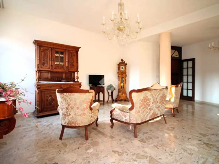 Appartamento con 5 locali in affitto in Corso Giuseppe Mazzini, Cesena