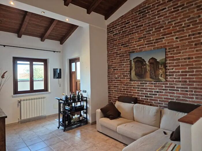 Casa con 5 locali in vendita in Castelnuovo Magra