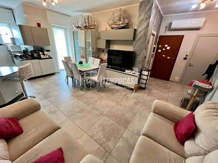 Appartamento trilocale in vendita in Pianezza