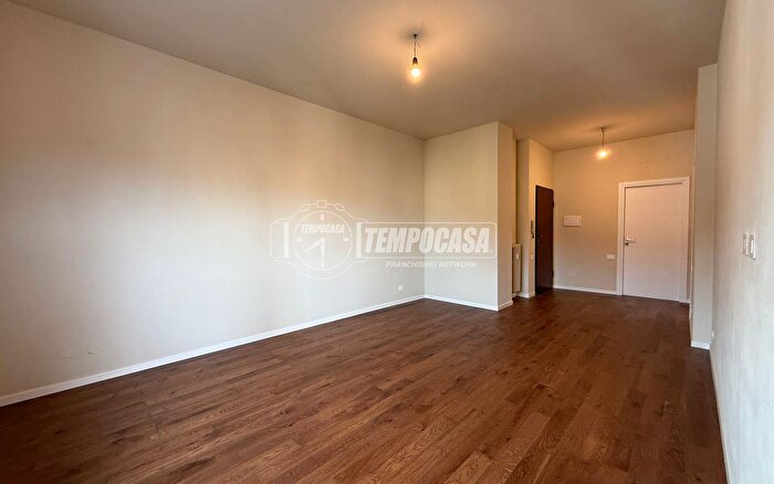 Appartamento quadrilocale in vendita in Via Porta Romana a, Asti