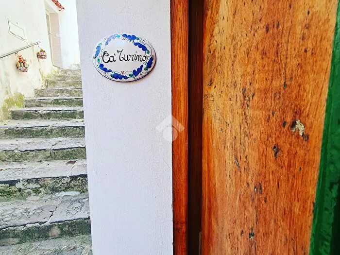 Appartamento quadrilocale in affitto in Via I Turino, Vietri Sul Mare