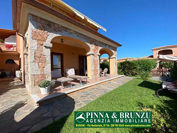 Appartamento trilocale in vendita in San Teodoro