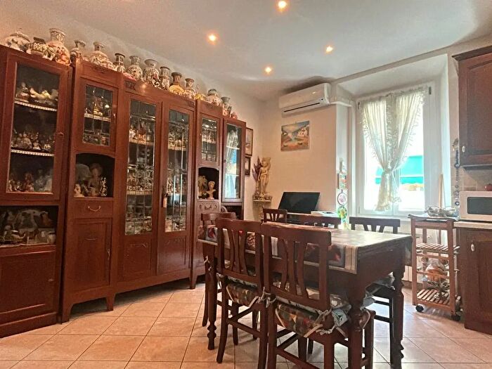 Appartamento trilocale in vendita in Firenze