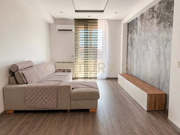Appartamento trilocale in vendita in Via Monfalcone, Acireale