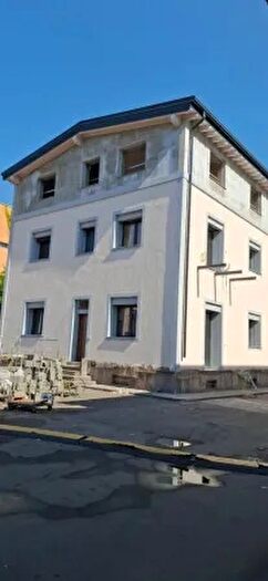 Appartamento trilocale in vendita in Via Enrico Cosenz, Milano