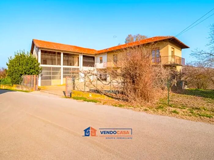 Casa quadrilocale in vendita in Località Tarditi Soprani, Novello