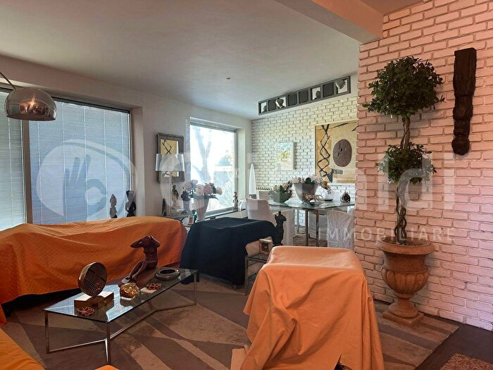 Casa con 20 locali in vendita in Contrada Spartà, San Lorenzo