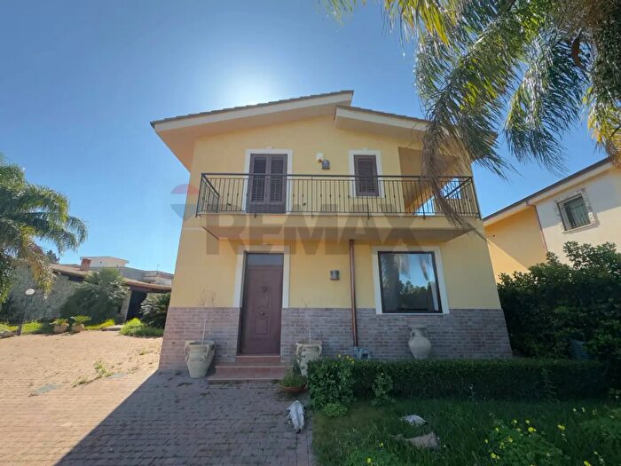 Casa con 5 locali in vendita in Via l B, Misilmeri