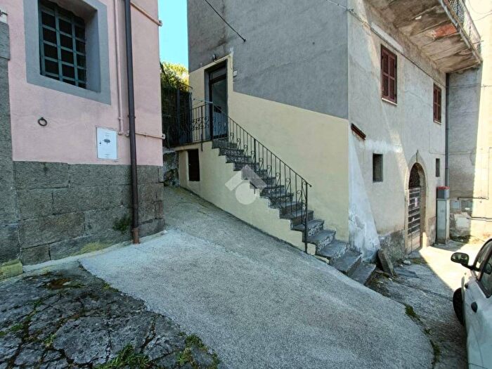 Appartamento trilocale in affitto in Via Roma, Vignanello