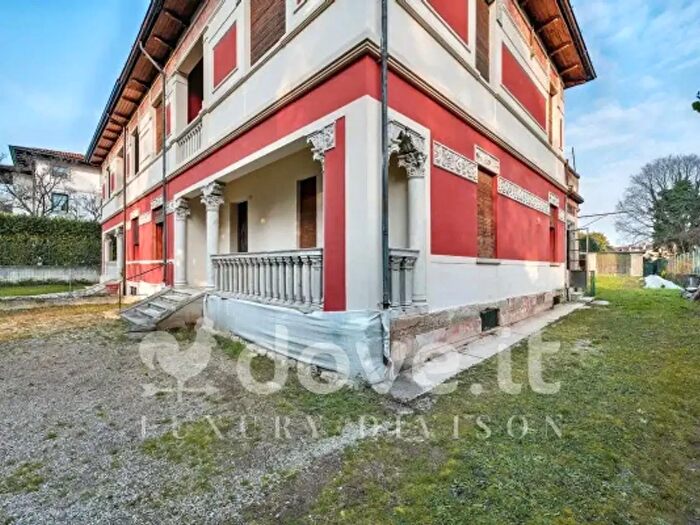 Case in Vendita e in Affitto - 3