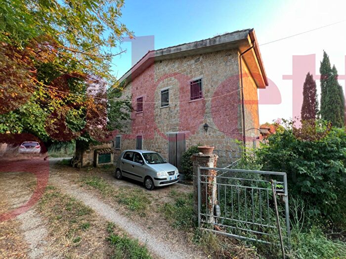 Casa con 6 locali in vendita in Via Cupa Prima Snc, Puglianello