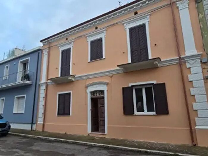 Appartamento con 6 locali in vendita in Via Luglio, San Vito Chietino