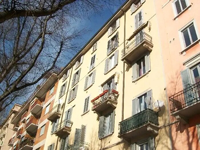 Appartamento monolocale in vendita in Via Gabriele dAnnunzio, Milano