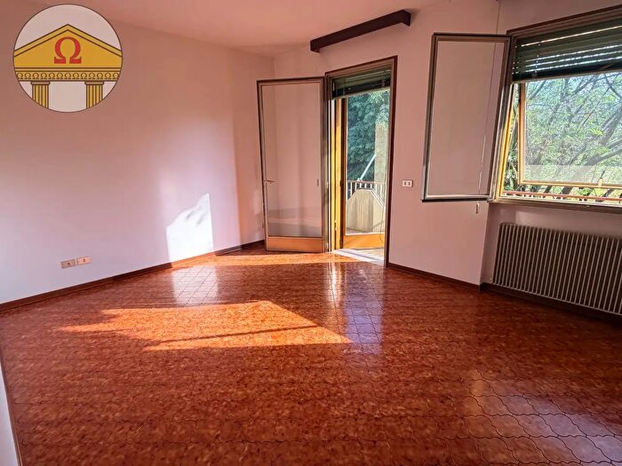 Appartamento con 5 locali in vendita in Ponzano Veneto