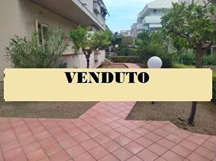 Appartamento trilocale in vendita in Via Giuseppe Spataro Tortoreto, Tortoreto