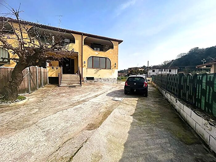 Casa con 5 locali in vendita in Via Laurentina, Ardea